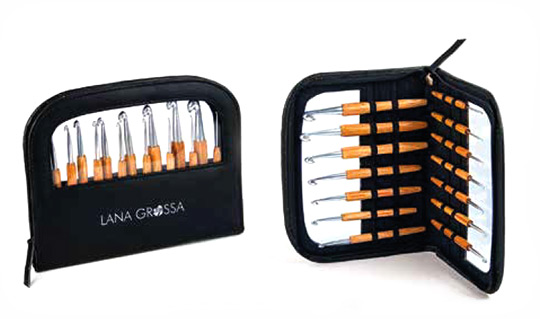 haekel-set-alu-mit-holzgriff-design-holz-natur